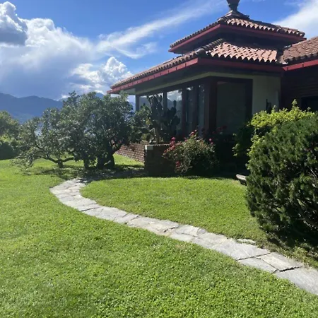 Rossa - Capitol Lifestyle * Cerro (Laveno-Mombello)