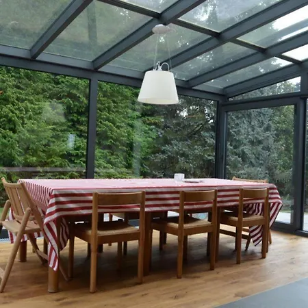 Rossa - Capitol Lifestyle