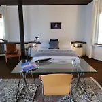 Villa Rossa - Capitol Lifestyle *