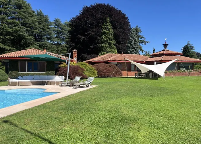 Rossa - Capitol Lifestyle * Cerro (Laveno-Mombello)